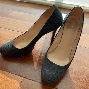 Christian Louboutin. Size 42